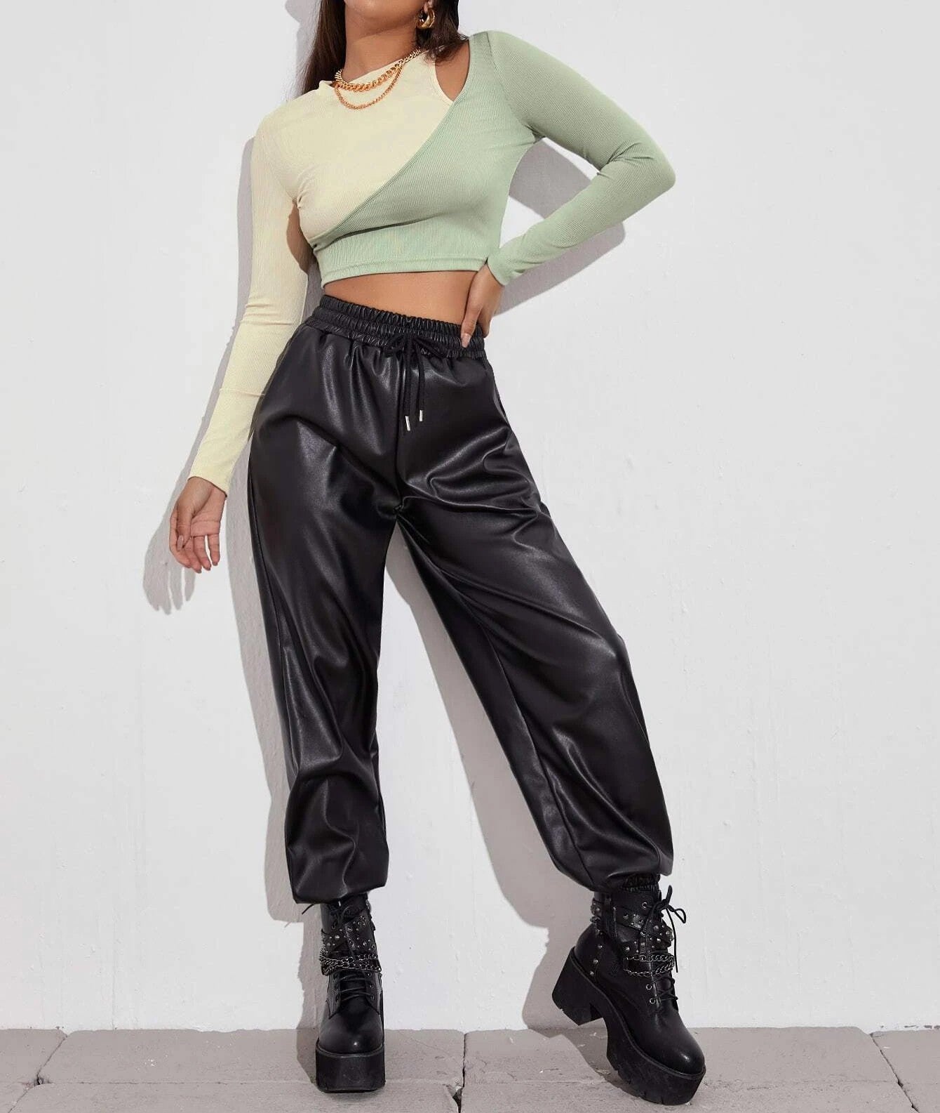 Vega Colorblock Slim Top