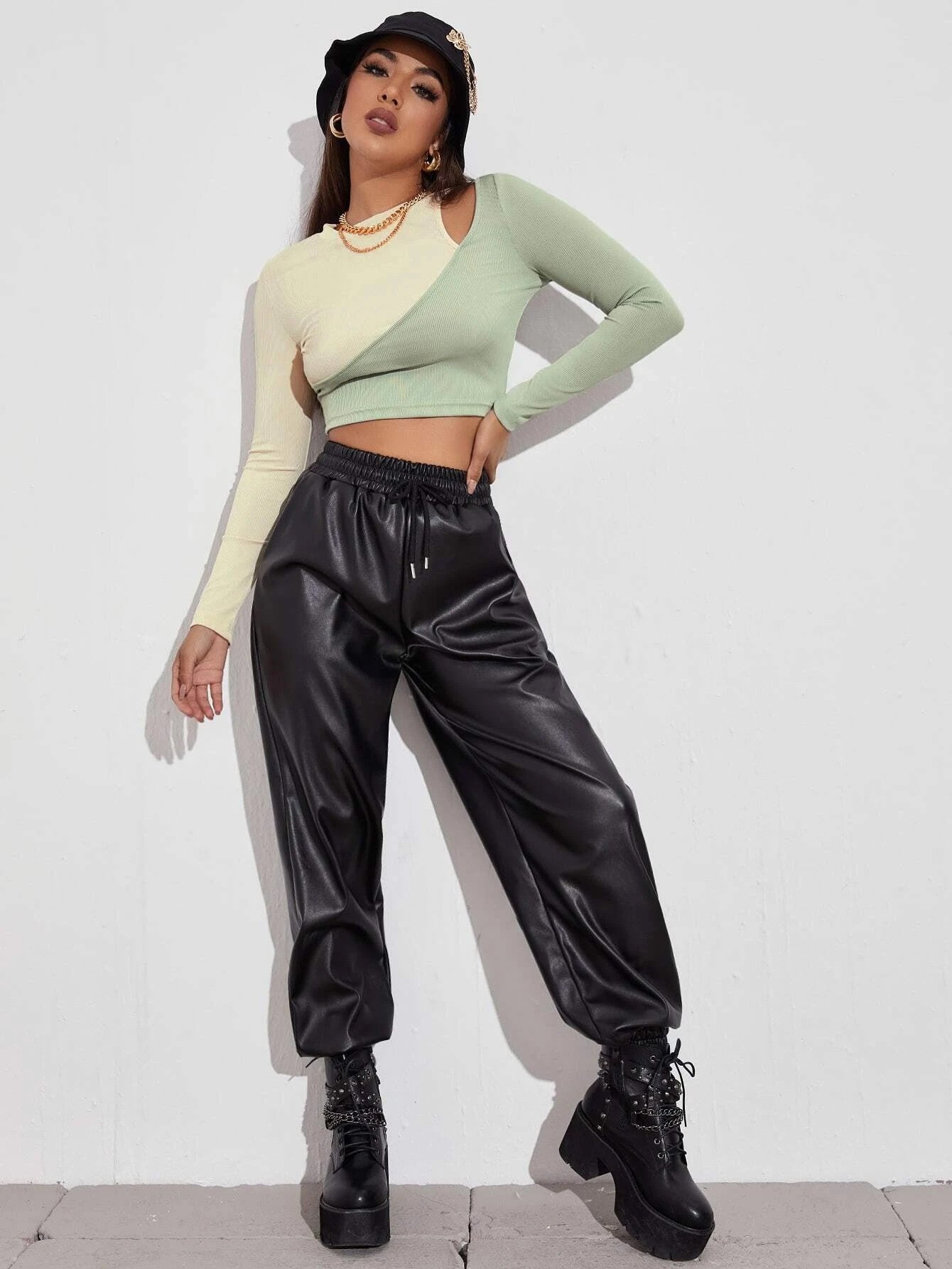 Vega Colorblock Slim Top