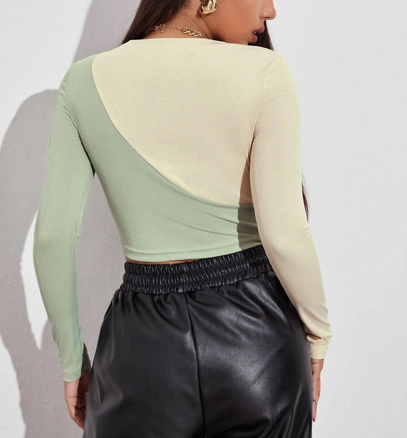 Vega Colorblock Slim Top